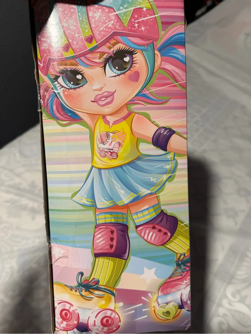 Rock n' Rollerskate RC Rainbow Riley Doll - Pink & Multicolor